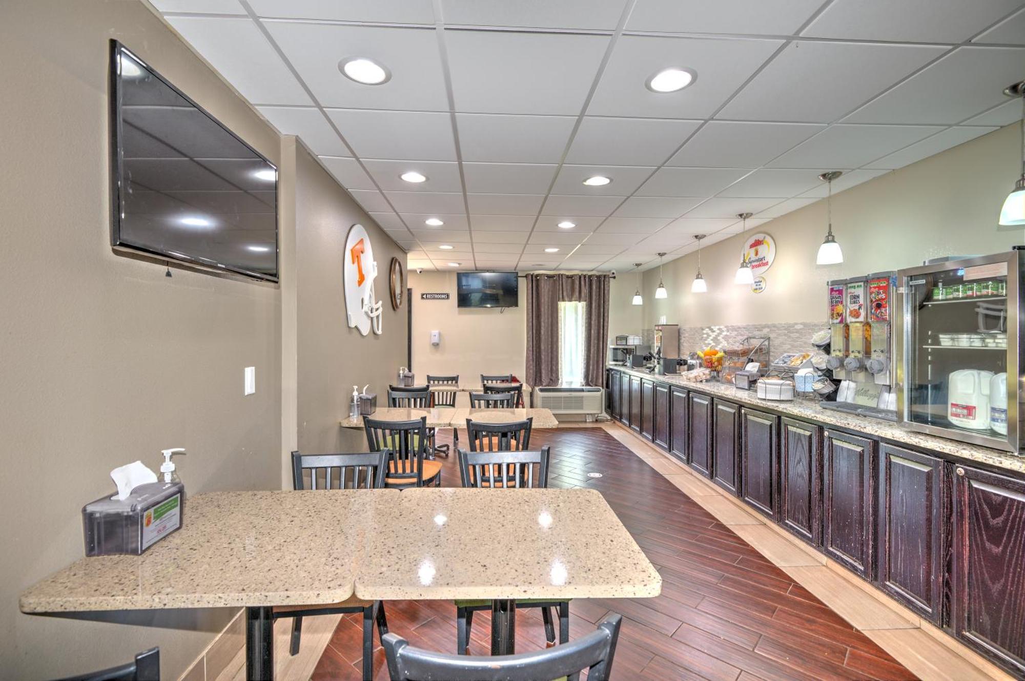 Super 8 By Wyndham Knoxville West/Farragut מראה חיצוני תמונה