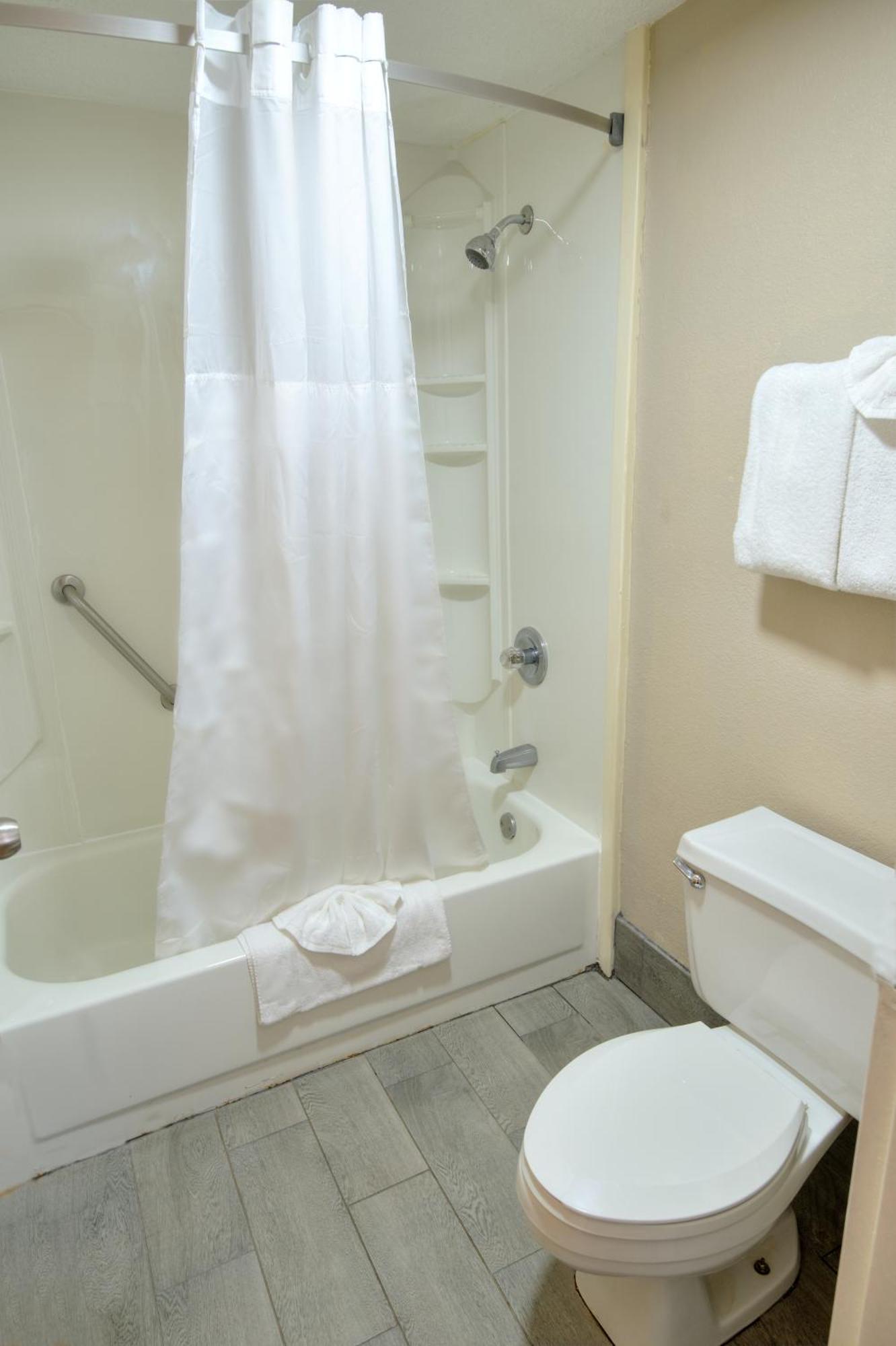 Super 8 By Wyndham Knoxville West/Farragut מראה חיצוני תמונה